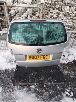 VW Touran - páté dveře, viko kufru LA7W