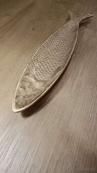 Bronzový tác s motivem ryby - 1