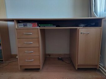 Psací stůl