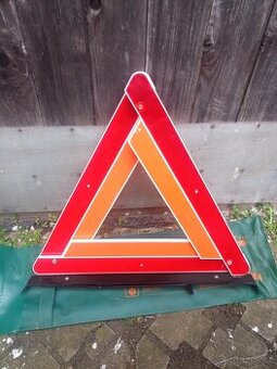 Výstražný trojúhelník