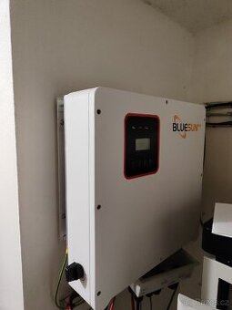 Fotovoltaický střídač Bluesun 8KW