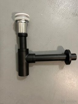 Umyvadlový sifon černý