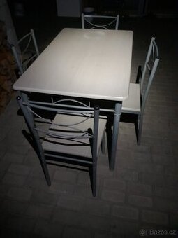 Stůl+židle za odvoz