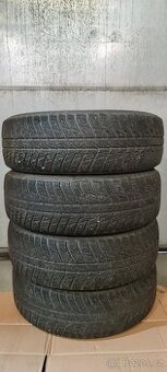 Zimní pneumatiky Nokian WR Suv 3. 215/70 R16