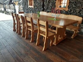 Dřevěný masivní stůl - 1