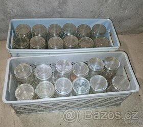 Staré zavařovací sklenice s víčky cca 120ks 3 velikosti