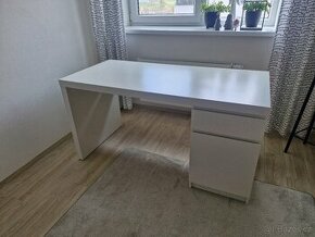 Psací stůl Ikea Malm bílý