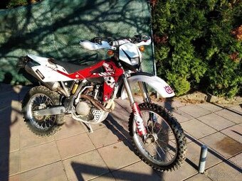 Husqvarna TE 250 - 1