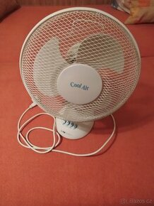 Otočný stolní ventilátor