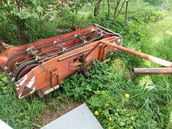 Prodám prstovou sekačku MF 70