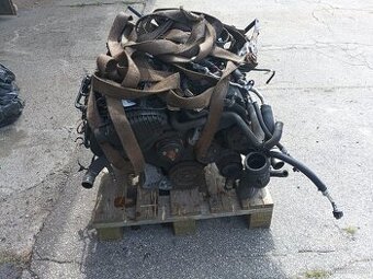 Motor 2.7 V6 TDV6 - 1
