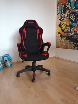 Křeslo k PC