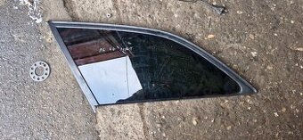 Leve zadni okno z kufru audi A6 4G avant