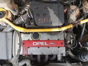 Rozprodej - Opel Astra GSi 16v