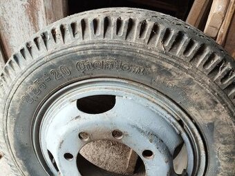 Pneu V3S pneu 8,25-20