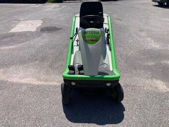 Zahradní traktor,profi rider Etesia Bahia