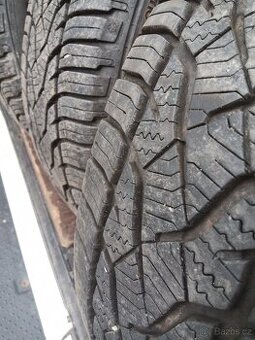 185 /60 R 15 celoroční