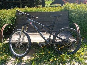 Rock Machine Blizzard M