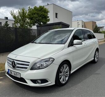 Mercedes B 180 CDI 2014