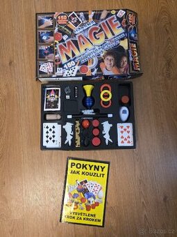 Kouzelnická sada Úžasná Magie (150 kouzel)