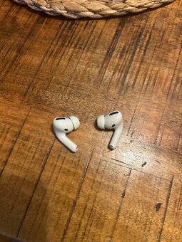 Airpods Pro (2023) - sluchátka