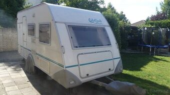 Eifelland Holiday 440 - plně soběstačný a kompletně vybaven