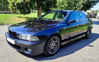 BMW M5 e39 V8