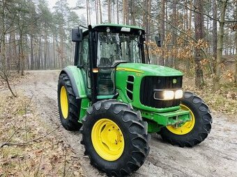 John Deere 6130 PowerQuad  - Silný traktor v dobrém stavu