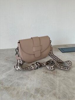 Béžová kožená kabelka