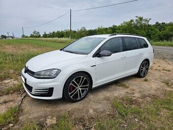 Prodám Volkswagen Golf GTD 2.0 TDI  135 kW, manuál 2016