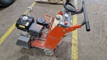 řezačka asfaltu a betonu Husqvarna FS400LV