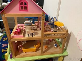 Domeček pro panenky