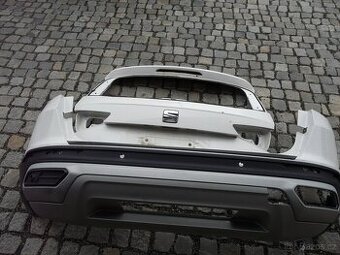 SEAT ATECA ZADNÍ NÁRAZNÍK + PÁTÉ DVEŘE