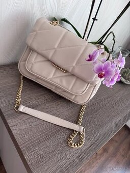 Krémová kabelka z Primarku