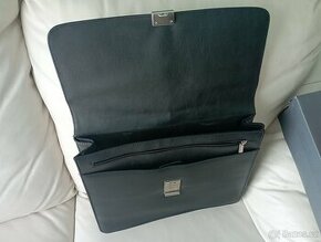 Kožená aktovka PC 2.000 Kč Nenošeno