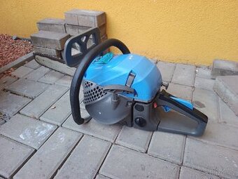 Motorová pila - plně funkční