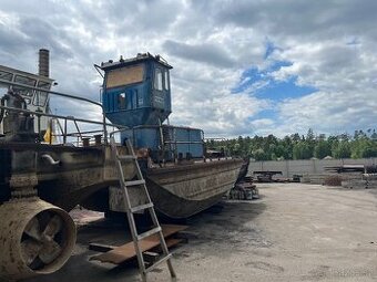 Tlačný remorkér - TRD 120