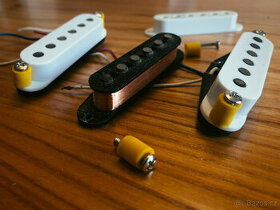 Sada tří snímačů Fender Stratocaster 1992 USA