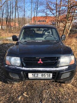 Mitsubishi Pajero 3.2 DI-D + příslušenství r. v. 2006