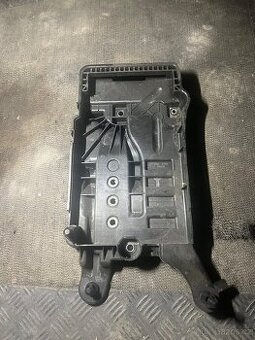 VW Seat Škoda Audi - Držák baterie - 2Q0 915 331 - 1