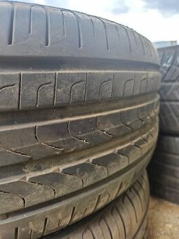 245/40R19 98Y XL RFT Cinturato P7 PNCS MOE PIRELLI