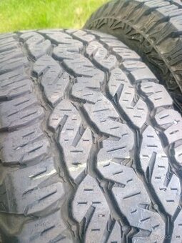 A/T sada pneu 215/65 R16 Matador