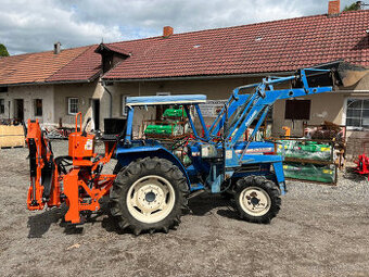 Iseki TL 3200 D  4x4 s čelním nakladačem + podkop BHSM 175