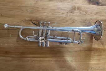 Trubka Vincent Bach Strasivarius 25 - 1