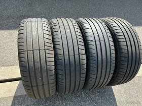 225/65 R17 102V Bridgestone Turanza T005