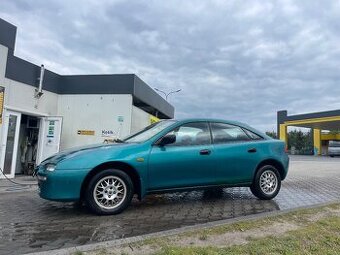 Mazda 323f 1.5 66 KW DOHC. Klima, el.okna, ALU kola