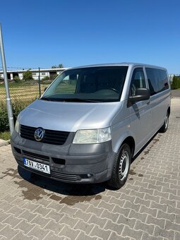 VW Transporter T5 long 2.5 TDi 96 BNZ