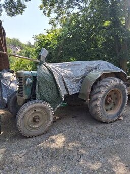 Prodám traktor s valnikem