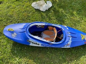 Kayak Pyranha RECOIL S