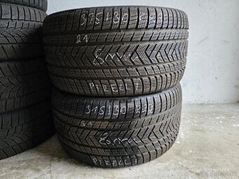 Zimní pneu 2x315/30 R22 Pirelli